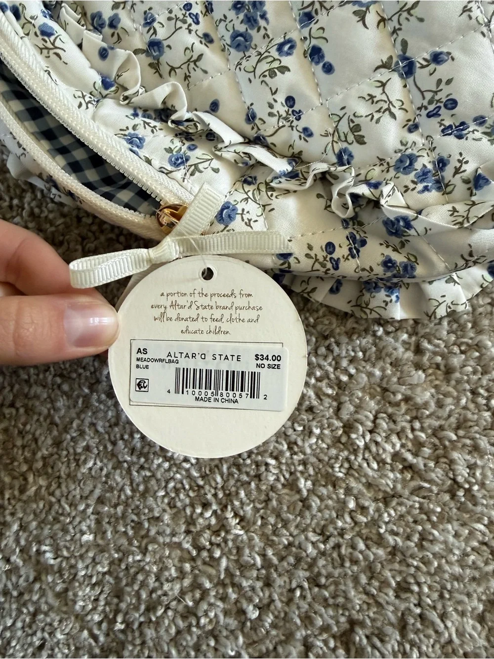 Altar'd State Cream Quilted Pouch with Blue Floral Print - Picture 4 of 4